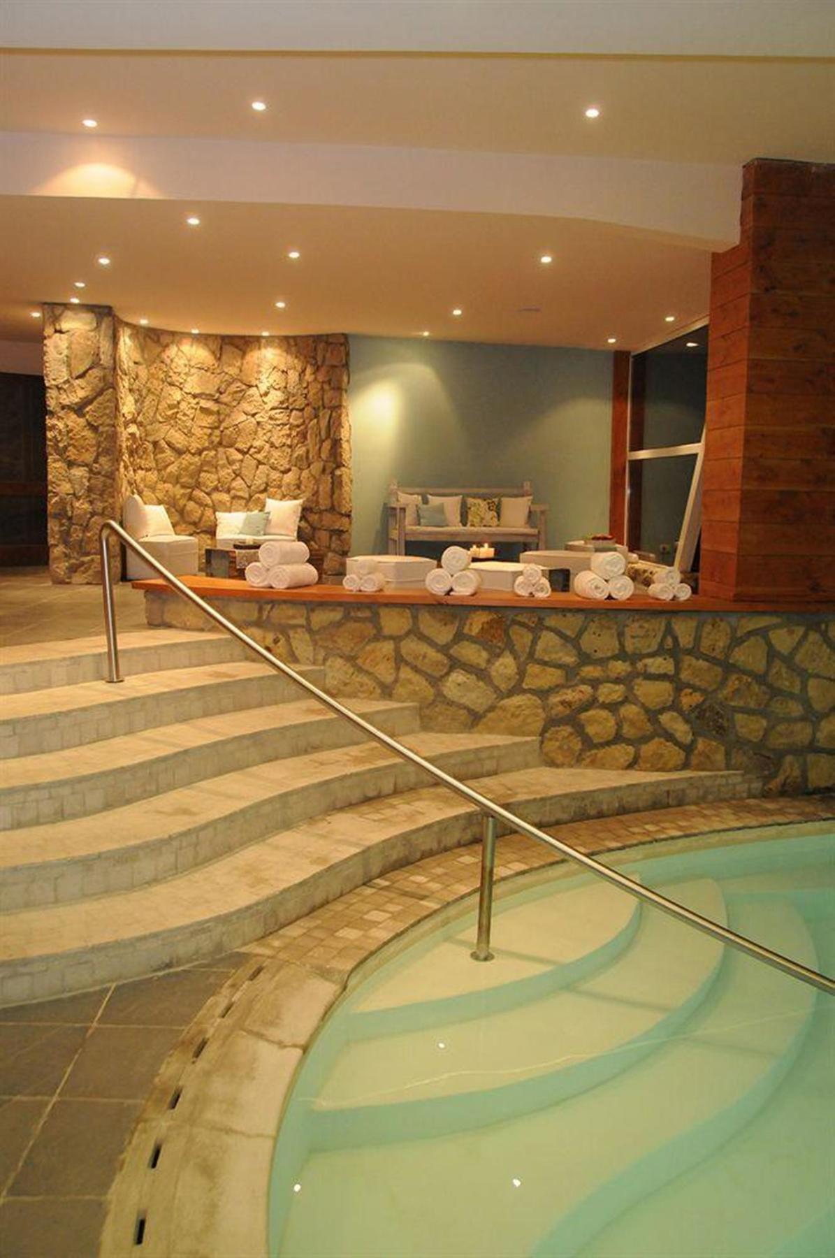 Sol Arrayan Hotel & Spa Villa La Angostura Exterior photo